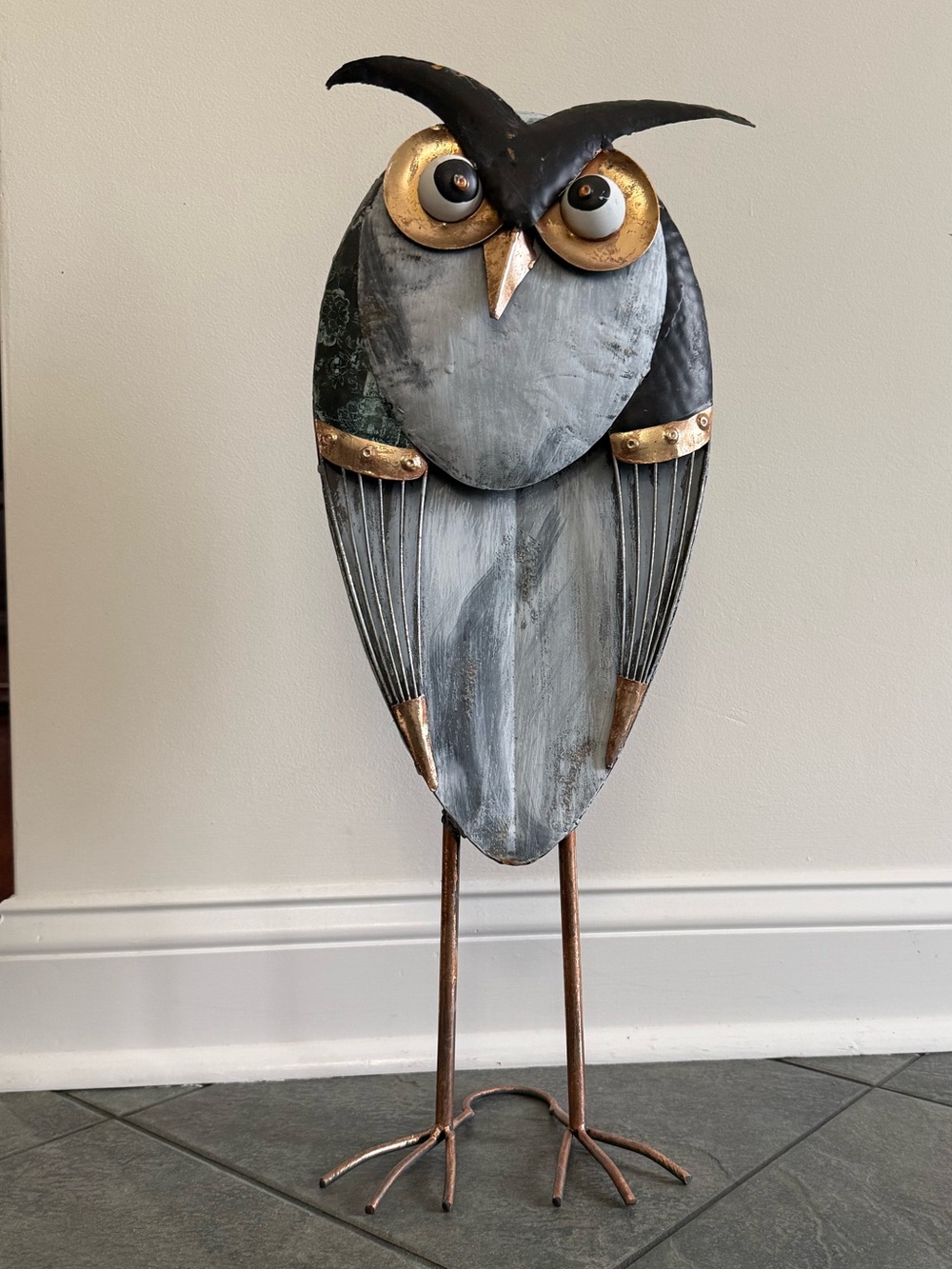 Plow & Hearth Rustic Metal Owl Statue - 24” tall
